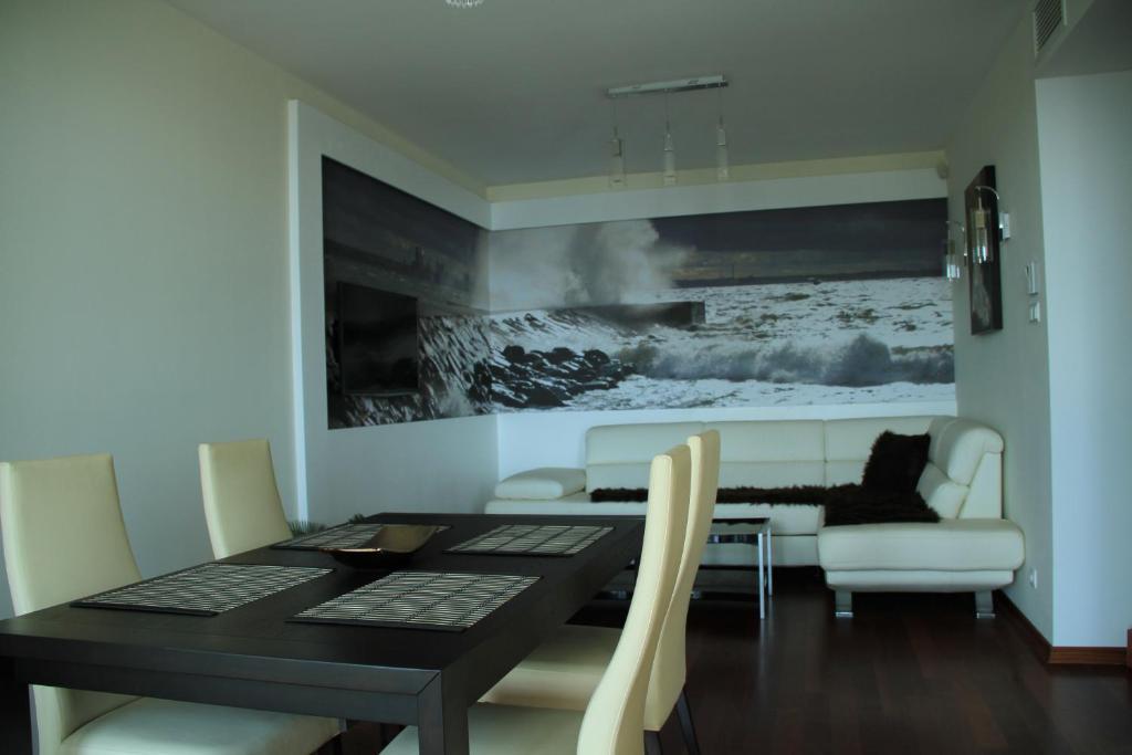 Sea Towers Apartment *